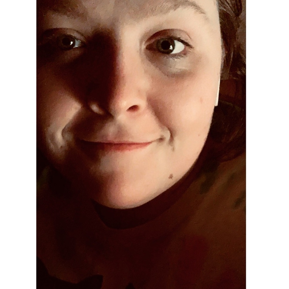 Meet your Posher, Kenzie